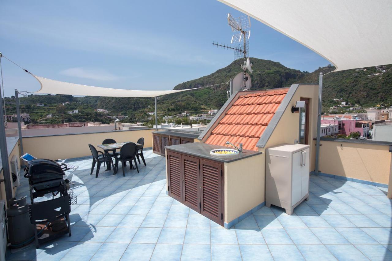 דירות ליפארי Casa Zu Peppino מראה חיצוני תמונה