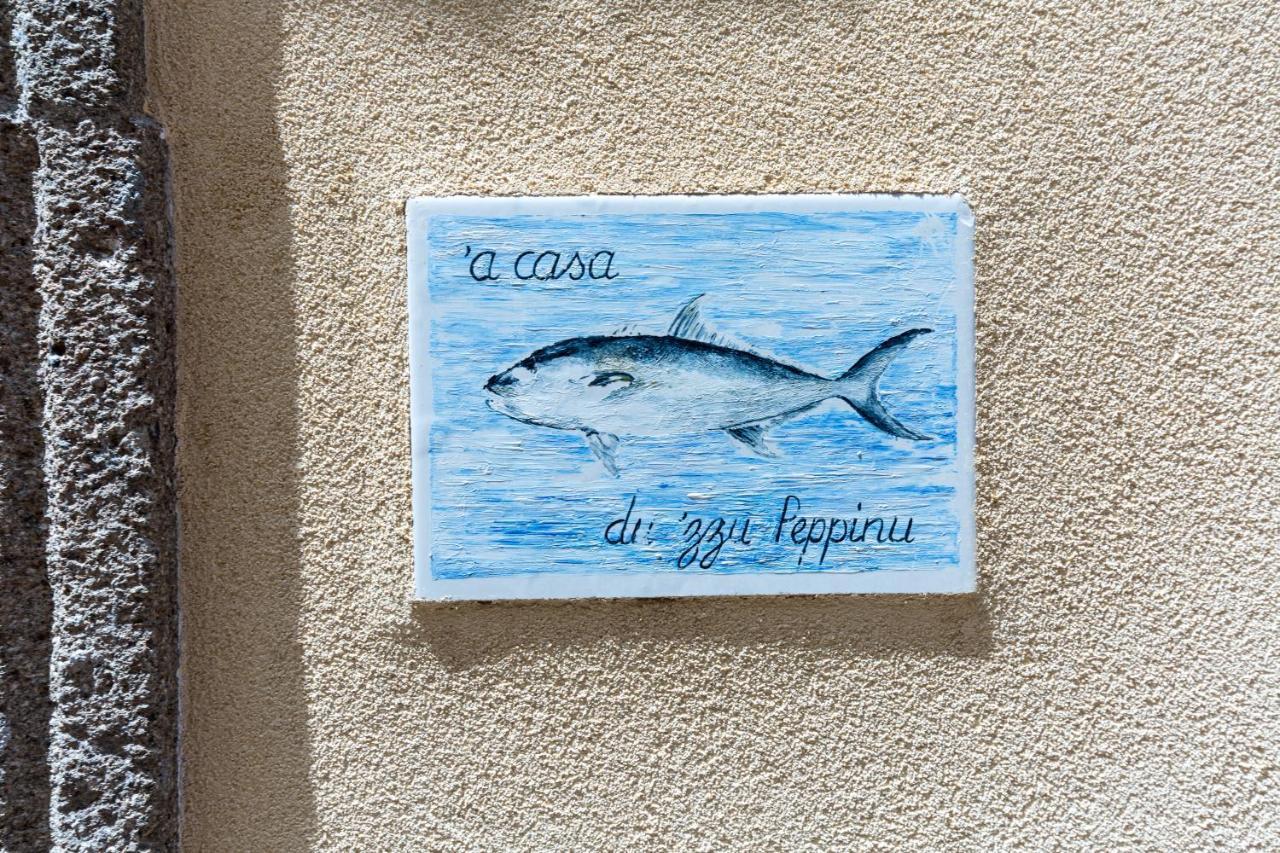 דירות ליפארי Casa Zu Peppino מראה חיצוני תמונה