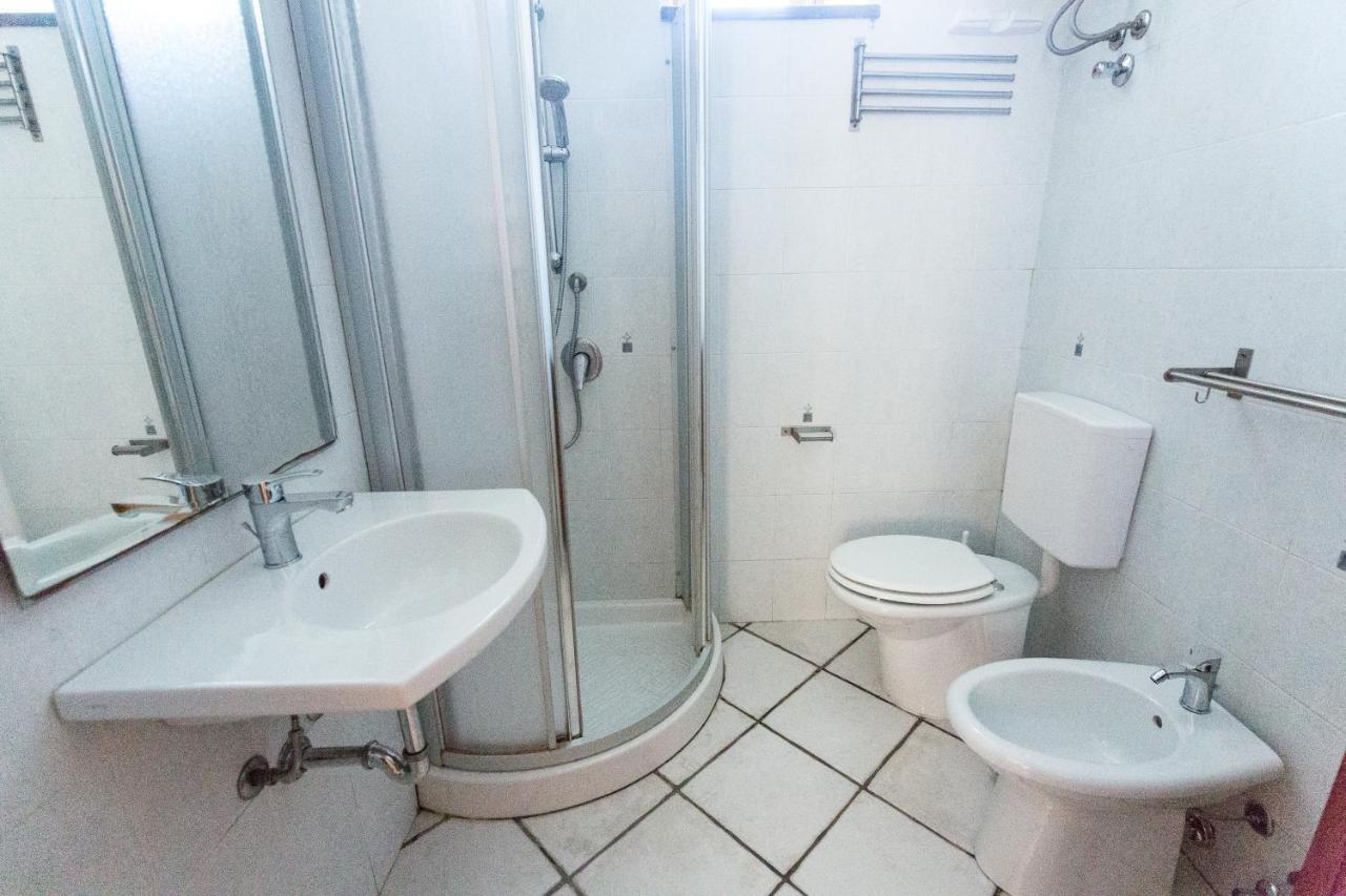 דירות ליפארי Casa Zu Peppino מראה חיצוני תמונה